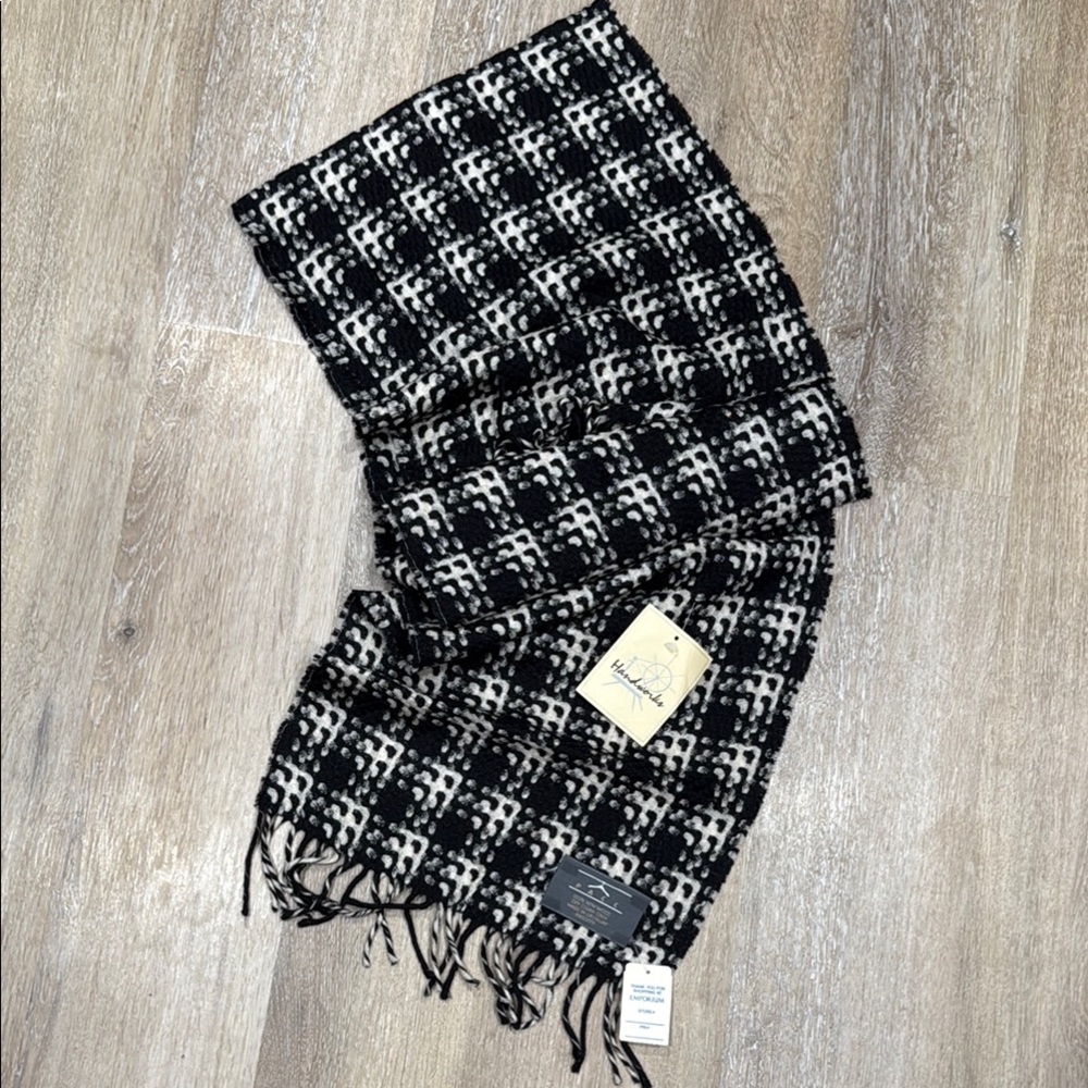 PACC Handwork's- Black and White Gingham Scarves with Fringe NWT